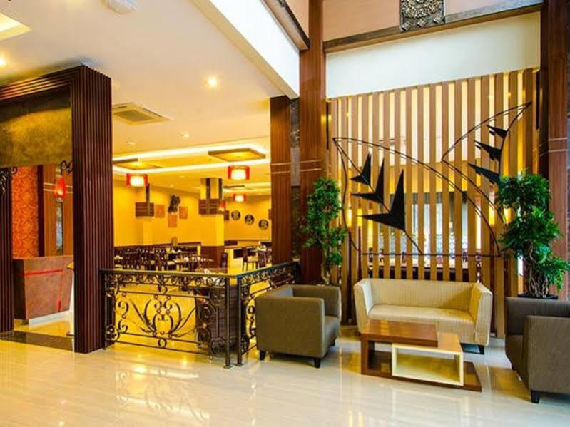 Noormans Hotel Semarang Ngoại thất bức ảnh